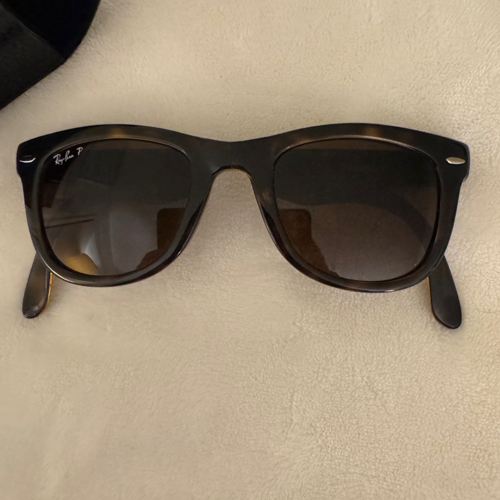 Ray-Ban Brown Folding Wayfarer Sunglasses -
